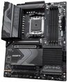OPRAVENÉ - GIGABYTE X670 GAMING X AX / AMD X670 / AM5 / 4x DDR5 DIMM / 4x M.2 / HDMI / USB-C / WiFi / ATX