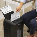 Fellowes Skartovač  AutoMax 80 M - 80 listů/17L/Křížový řez