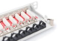 DIGITUS CAT 6A EA patch panel, stíněný, 24portový kryt proti prachu RJ45, 8P8C, 0,5U, šedý RAL 7035