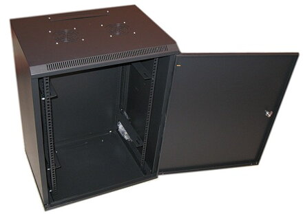XtendLan 15U/600x450,na zeď, jednodílný, plné dveře, úprava proti vykradení