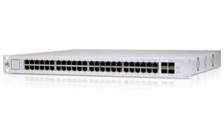 UBNT UNIFEM Switch 48-port Gigabit Ethernet, 2x SFP, 2x SFP +, PoE 24V, PoE 802.3af / at, 500W
