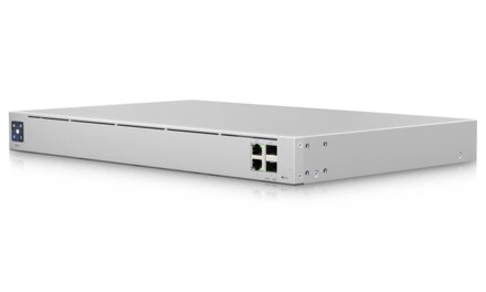 UBNT Next-generation Gateway Pro - Router, 2x 10Gbit SFP+, 2x 1Gbit RJ45, CPU 1.7 GHz quad-core, RAM 2GB, DPI, IPS/IDS