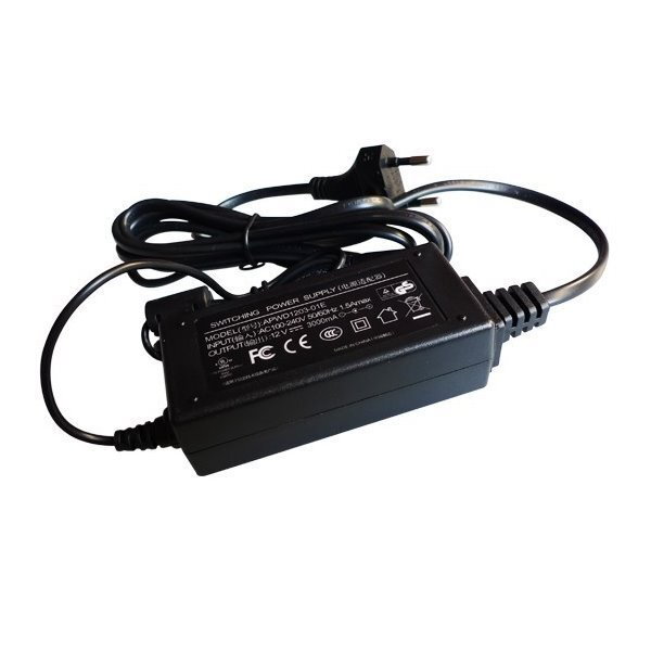 XtendLan Zdroj 100-240 VAC/50-60Hz, výstup 12V/5A DC, jack 5.5/2.1mm, adaptér XtendLan Zdroj 100-240 VAC/50-60Hz, výstup 12V/5A DC, jack 5.5/2.1mm, adaptér