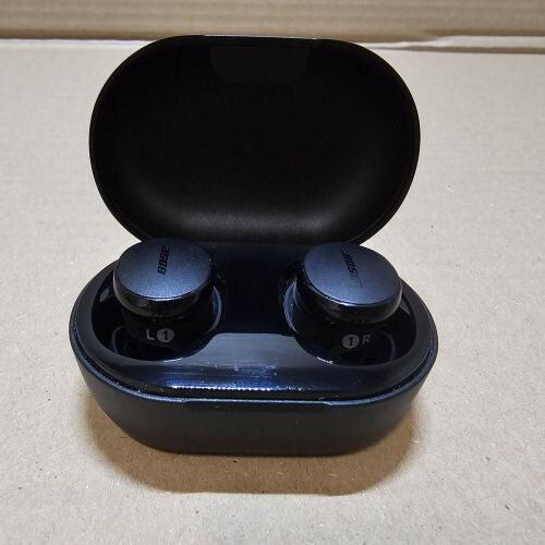 [Outlet Grade B] Bose QuietComfort Wireless Earbuds, TWS, ANC, BT 5.3, Waterproof IPX4, Black EU