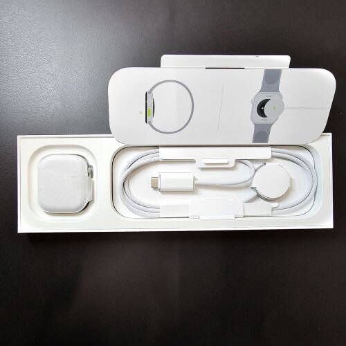 [Outlet Grade C] Apple Watch Series 10 GPS 42mm Silver Alu Case, Denim Sport Band S/M EU MWWA3